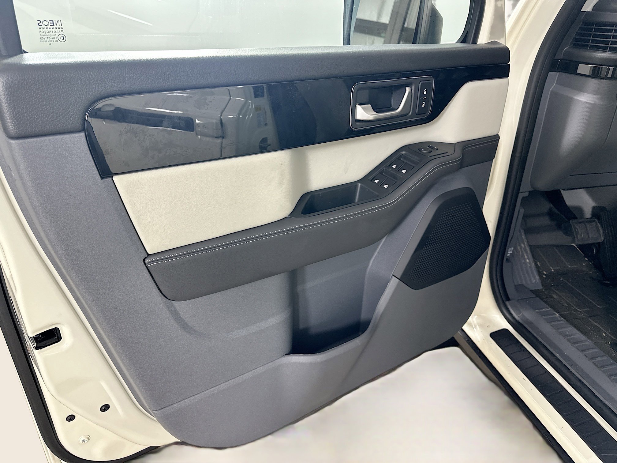 New 2025 INEOS Grenadier Fieldmaster Edition image 17