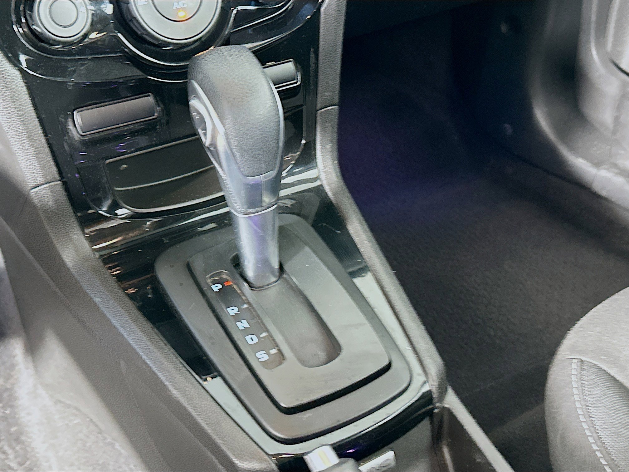 Used 2019 Ford Fiesta SE w/ Equipment Group 201A FWD image 23