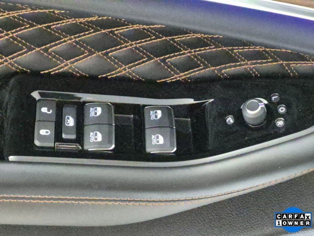 Used 2024 Jeep Grand Cherokee L Summit image 14