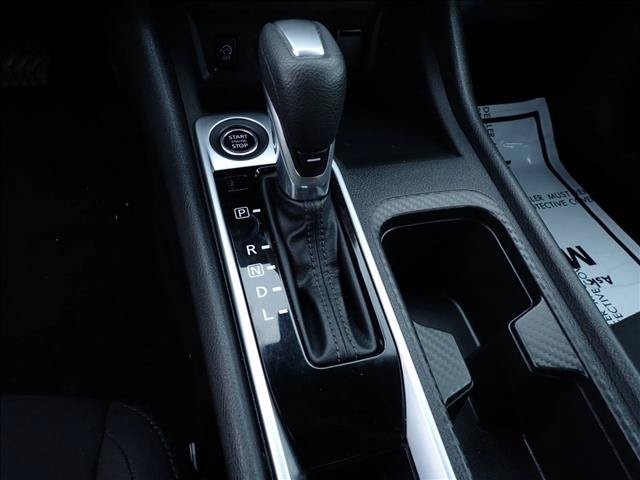 Used 2025 Nissan Sentra SV FWD image 14