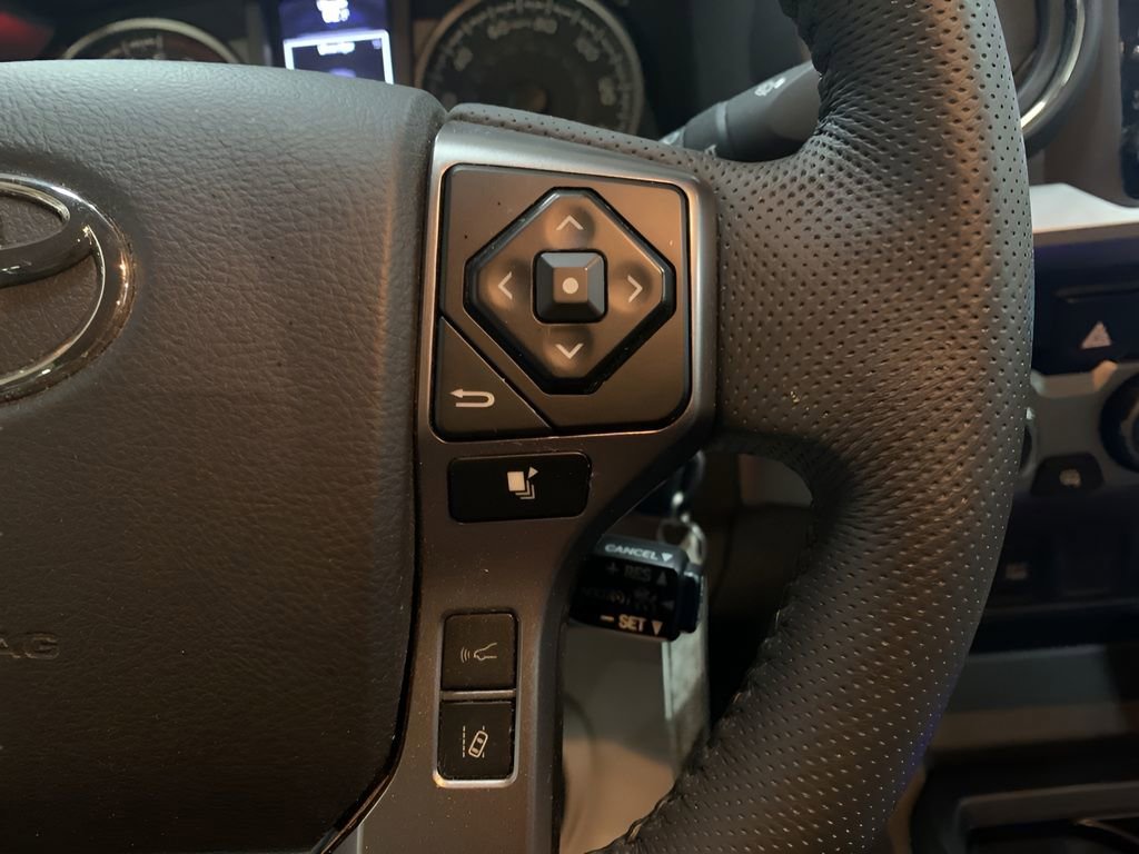 Used 2022 Toyota Tacoma SR5 image 25