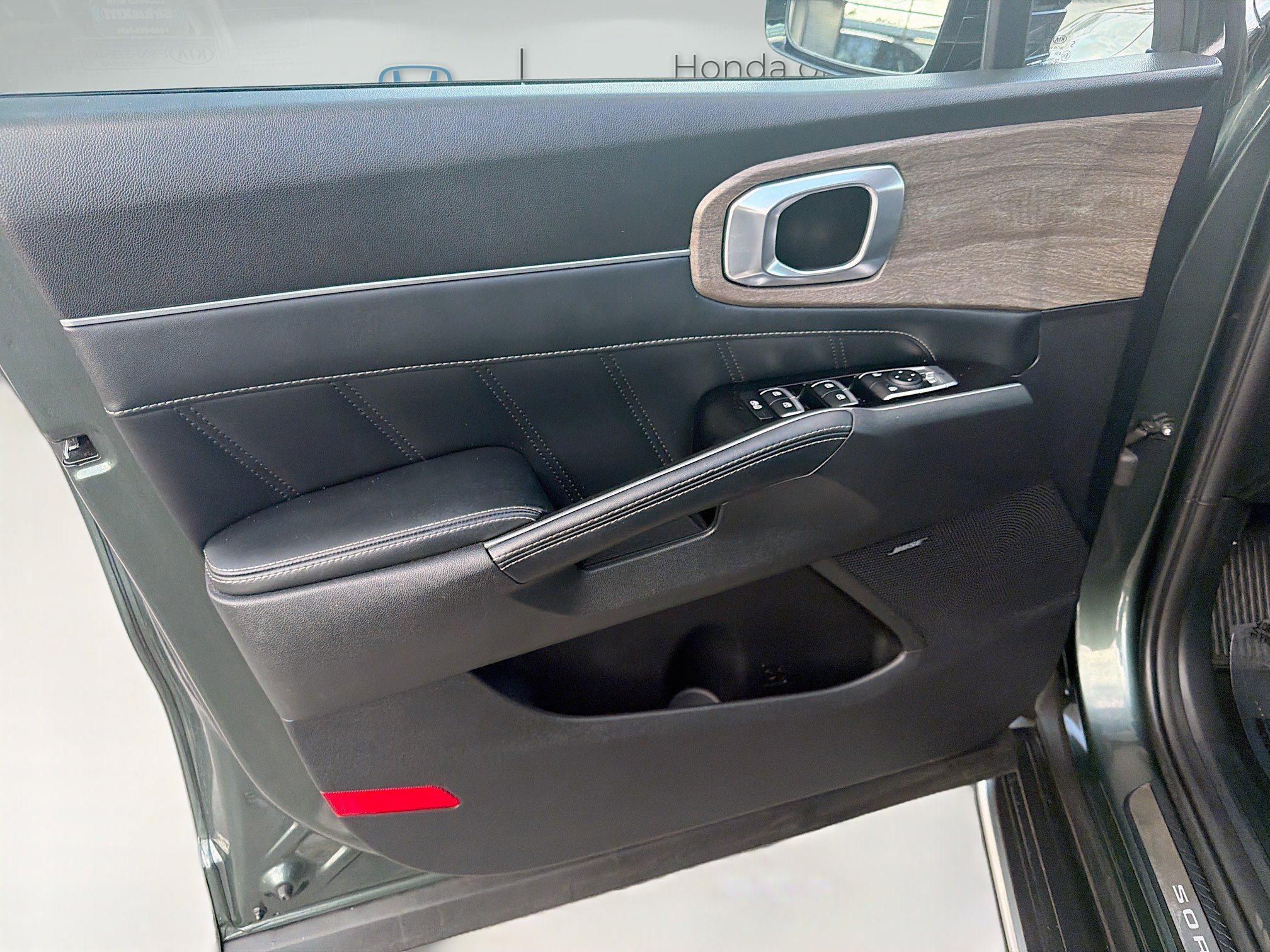 Used 2021 Kia Sorento SX Prestige image 20