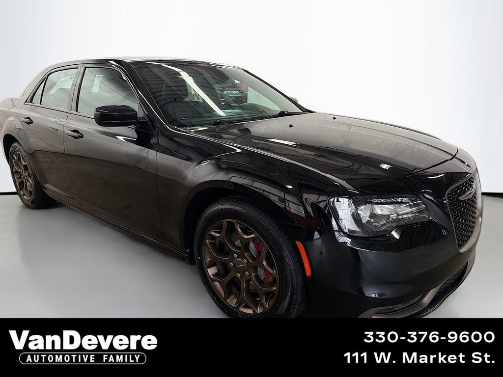 Used 2016 Chrysler 300 S video 1