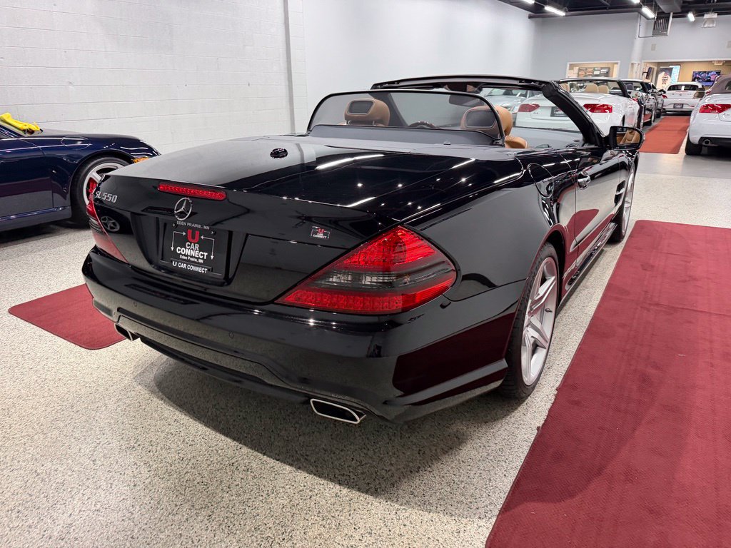 Used 2012 Mercedes-Benz SL 550 image 17