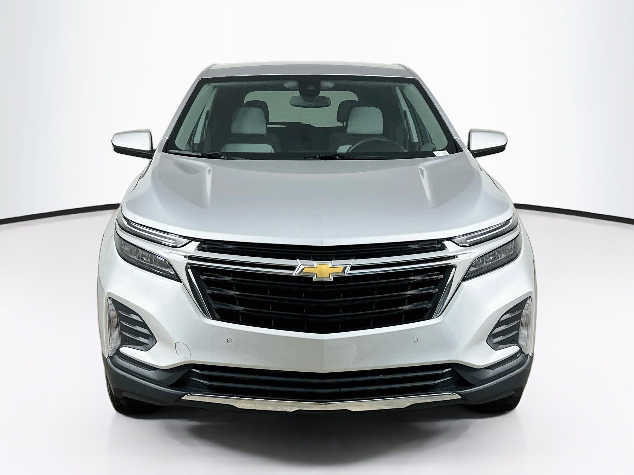 Used 2022 Chevrolet Equinox LT AWD/4WD image 2