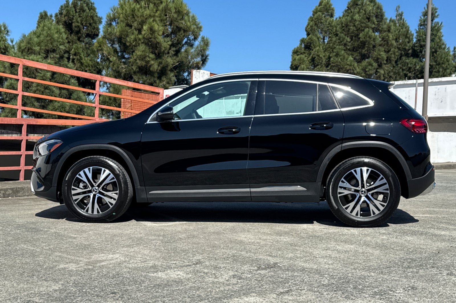 Used 2026 Mercedes-Benz GLA 250 4MATIC image 7