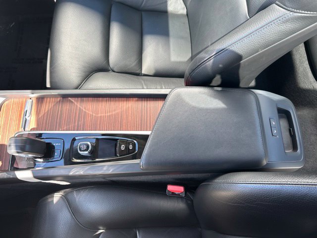 Certified 2023 Volvo S60 B5 Plus w/ Climate Package AWD/4WD image 30