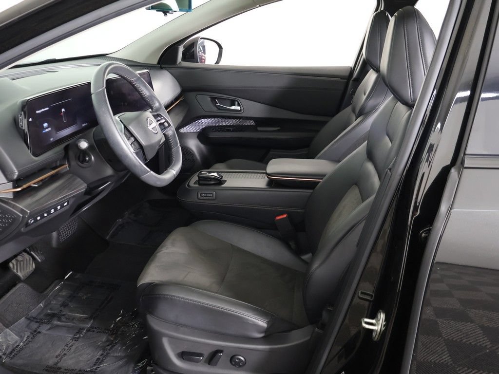 Used 2024 Nissan Ariya AWD image 33