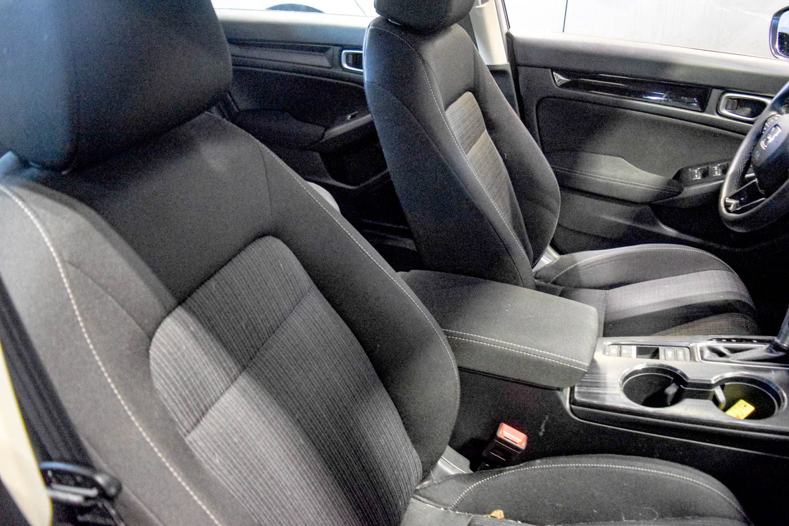 Used 2023 Honda Civic EX image 17