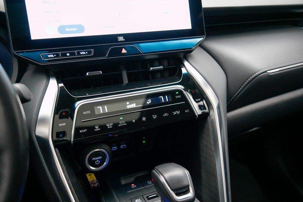 Used 2024 Toyota Venza Limited image 30