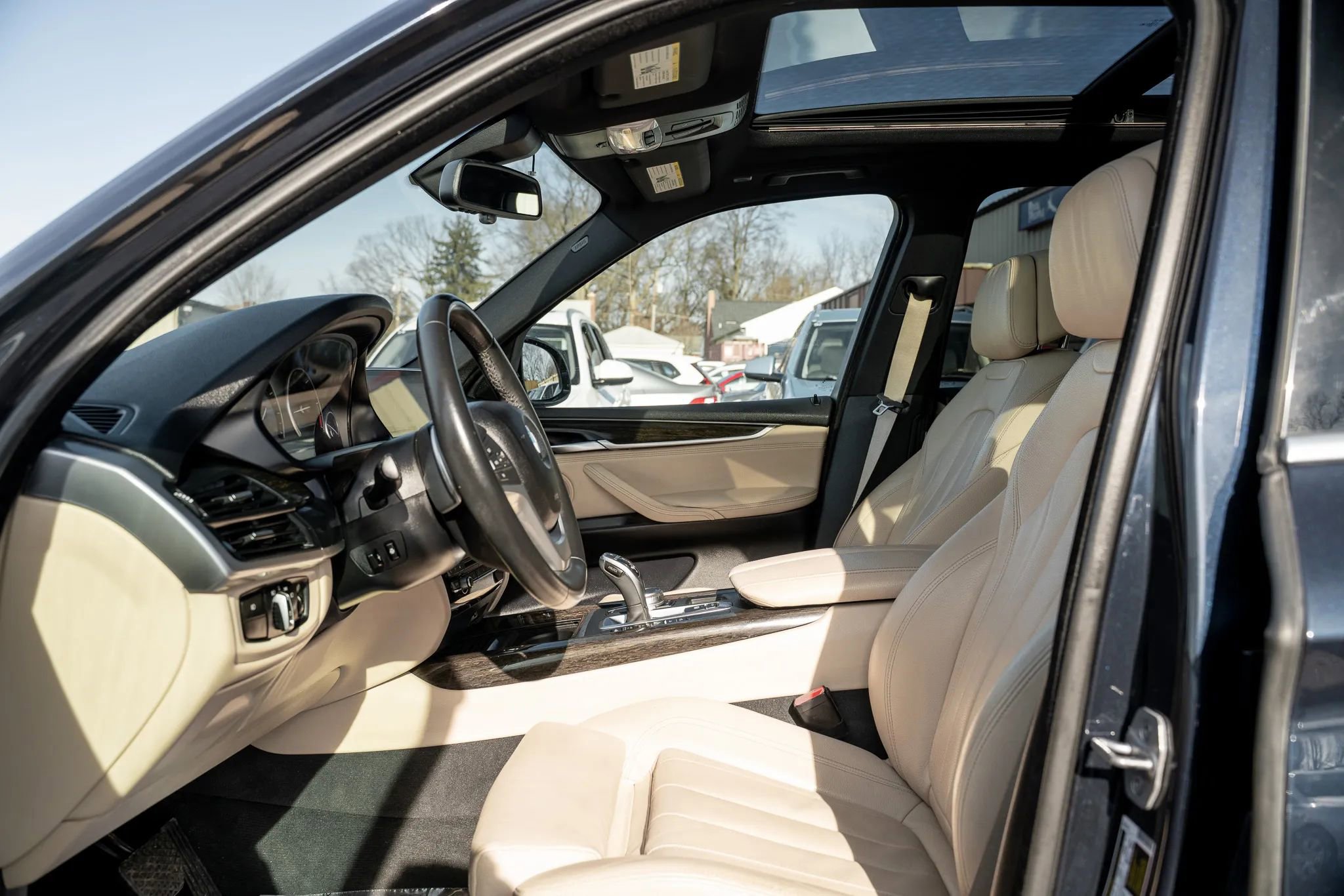 Used 2018 BMW X5 xDrive35d w/ M Sport Package image 7