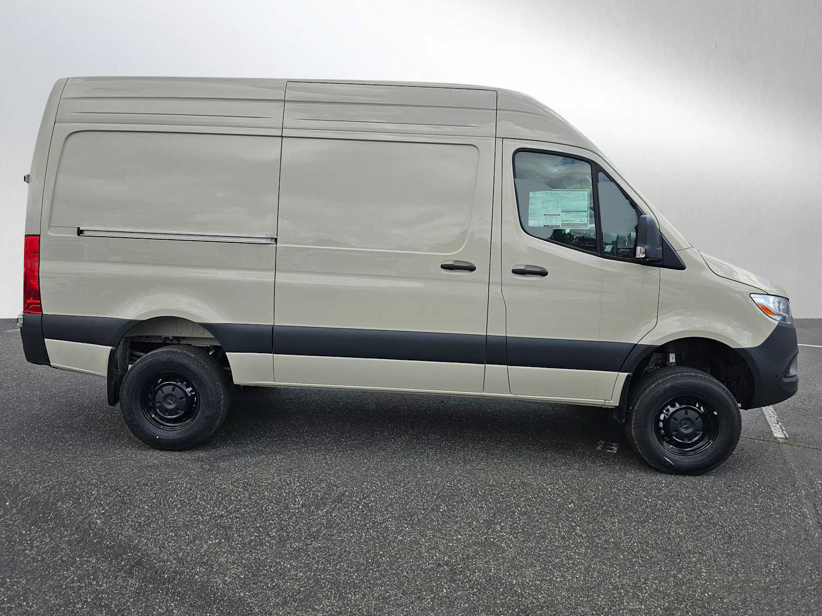 New 2026 Mercedes-Benz Sprinter 2500 image 2