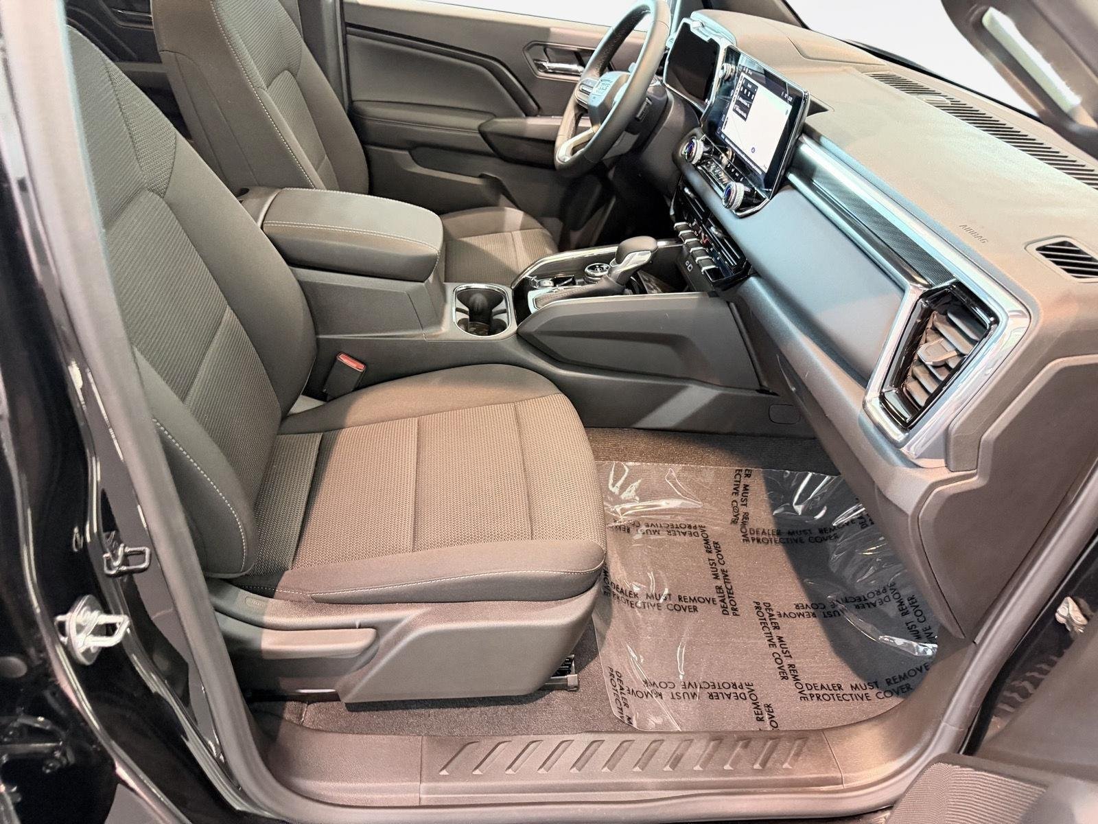 Used 2025 GMC Canyon Elevation w/ Convenience Package AWD/4WD image 30