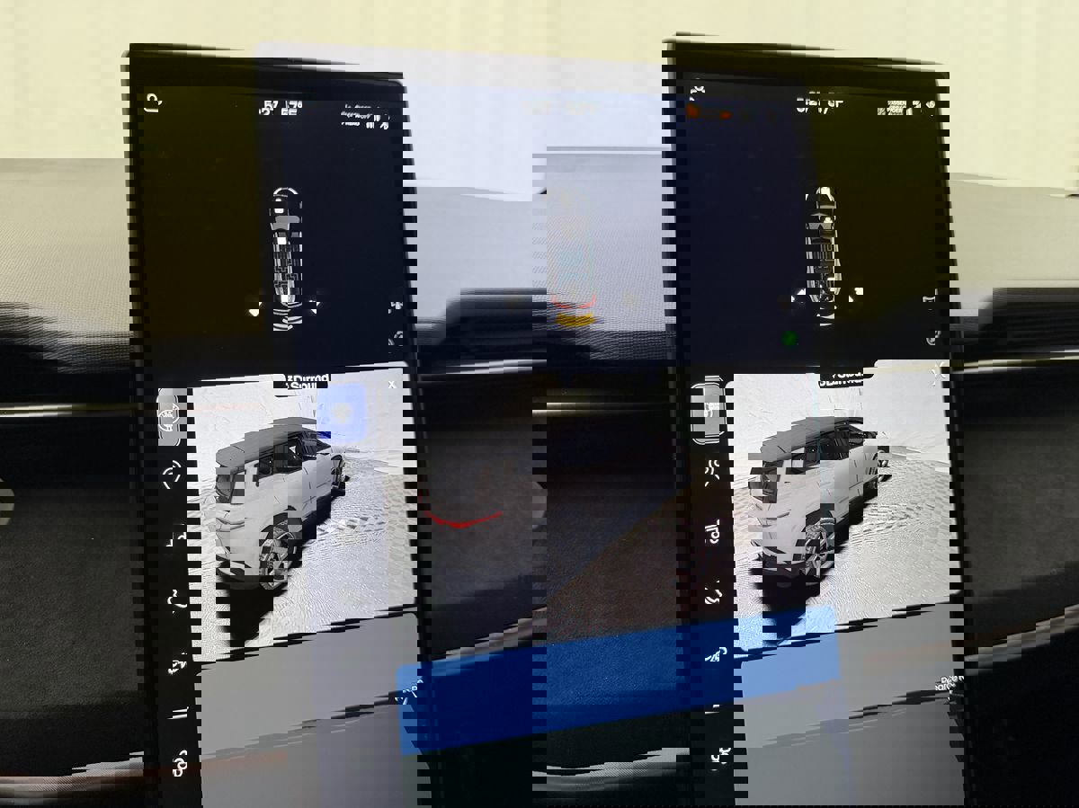 Used 2023 Fisker Ocean Extreme image 28