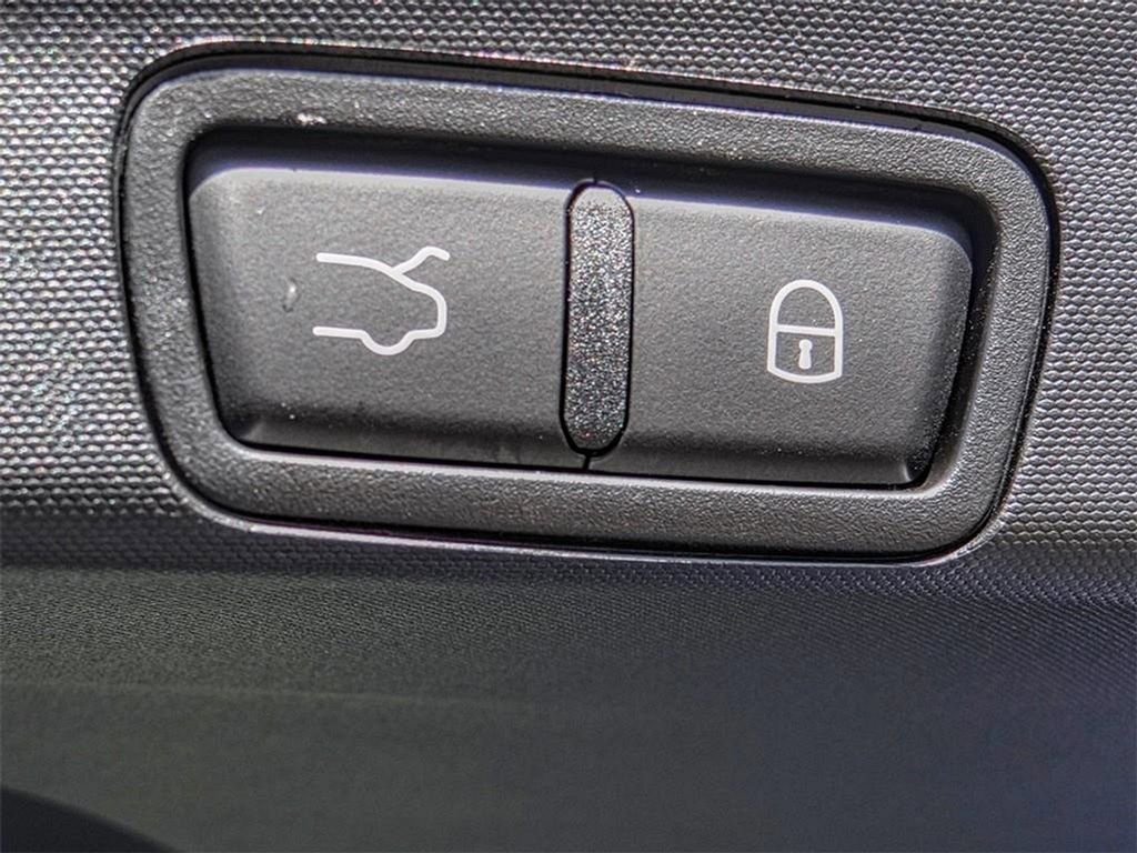 New 2024 Alfa Romeo Stelvio Ti image 24