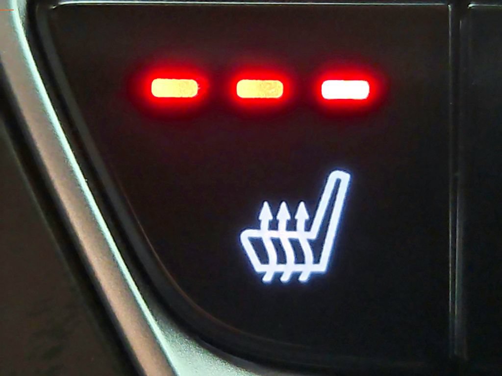 Used 2021 Honda Accord EX-L image 18