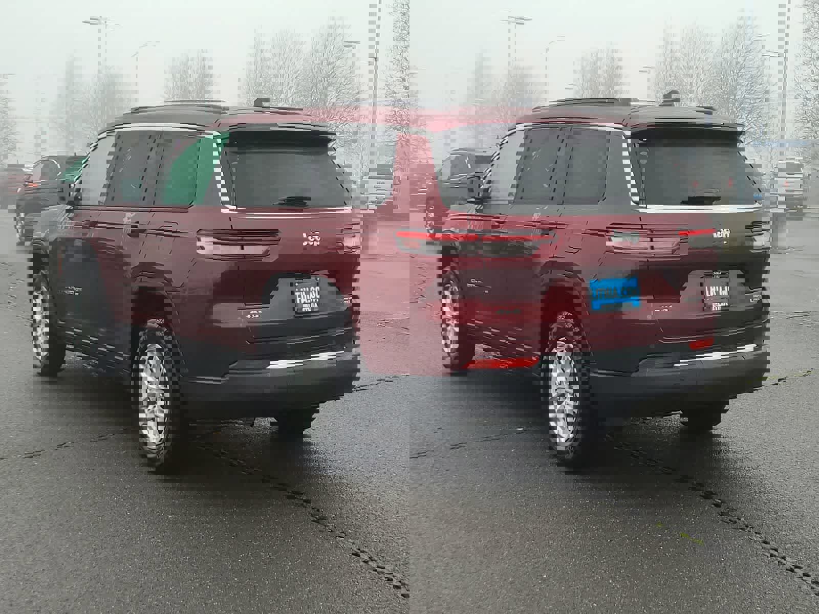 Used 2024 Jeep Grand Cherokee L Laredo w/ Luxury Tech Group I image 12