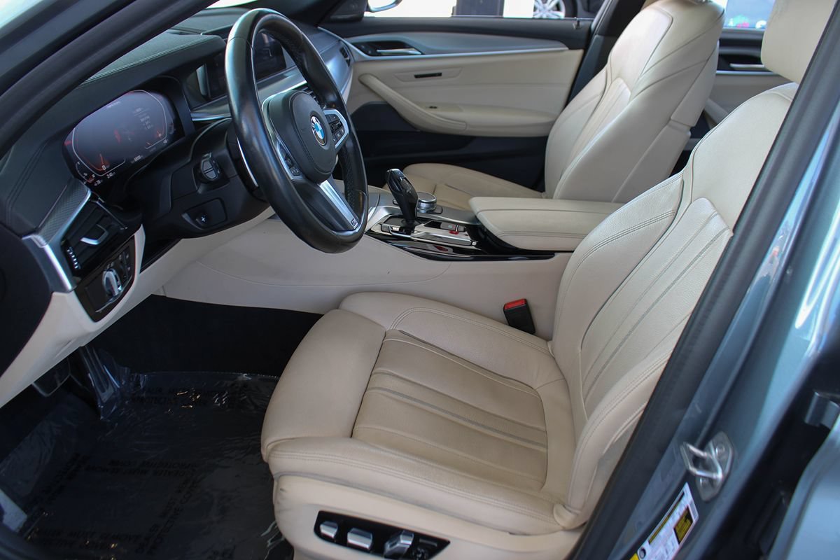 Used 2020 BMW M550i xDrive w/ Executive Package AWD/4WD image 16