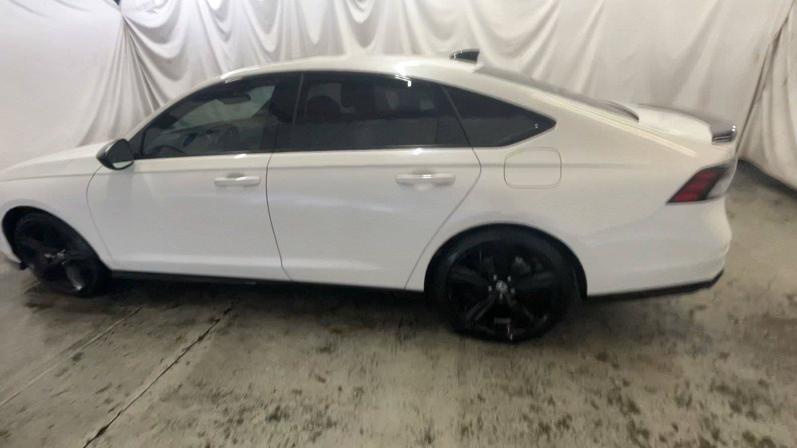 Certified 2023 Honda Accord Sport image 11