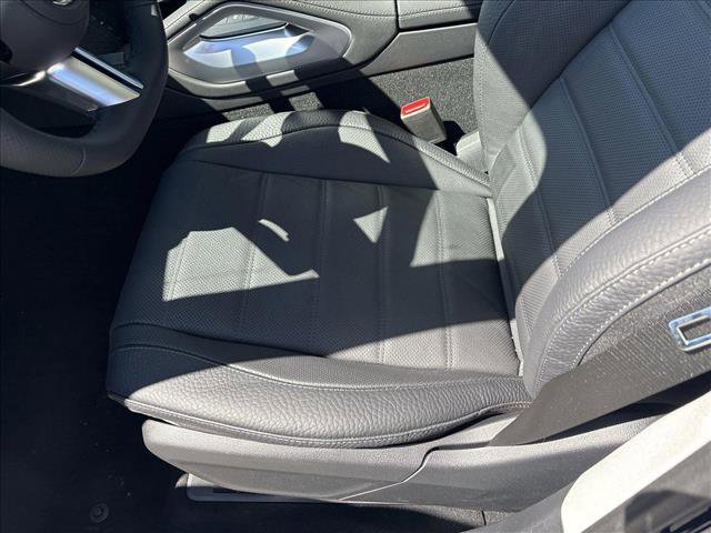 New 2025 Mercedes-Benz GLS 450 4MATIC image 4