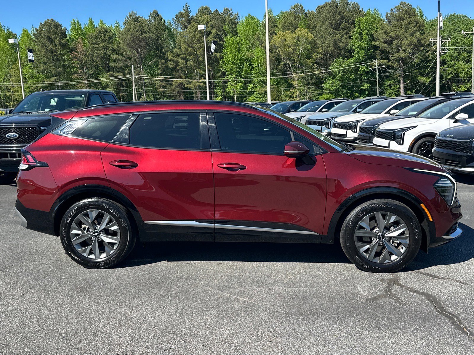 Certified 2024 Kia Sportage SX image 2