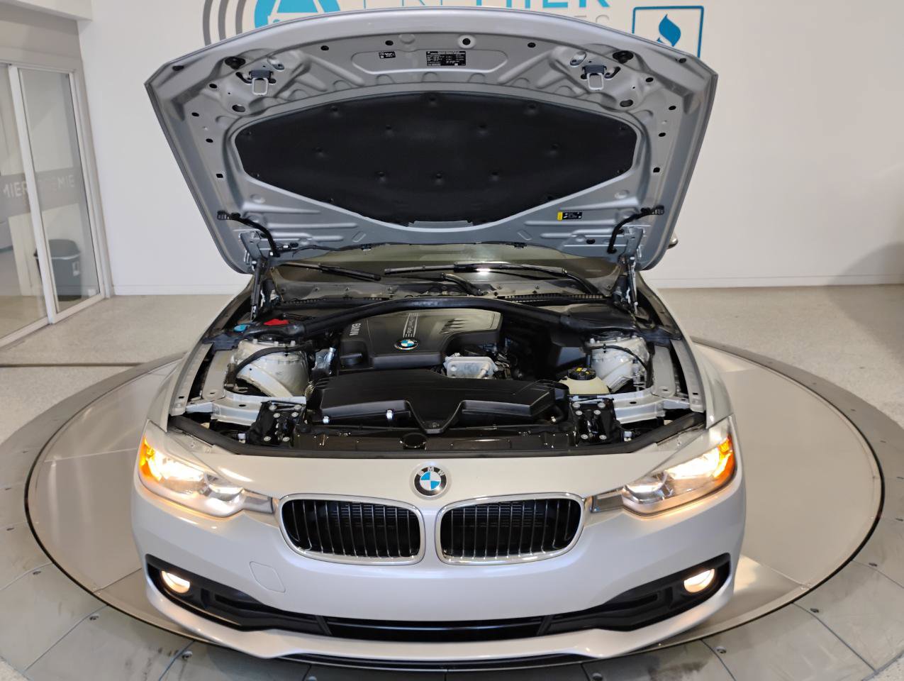 Used 2017 BMW 320i Sedan image 63