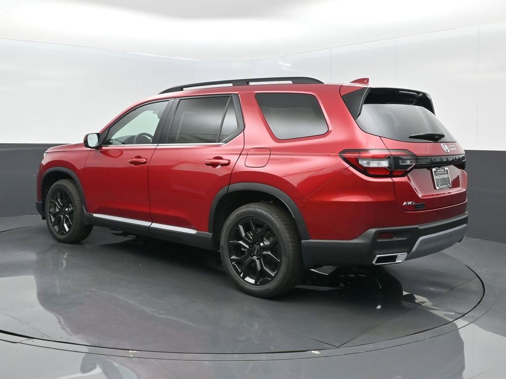 New 2025 Honda Pilot Touring image 16