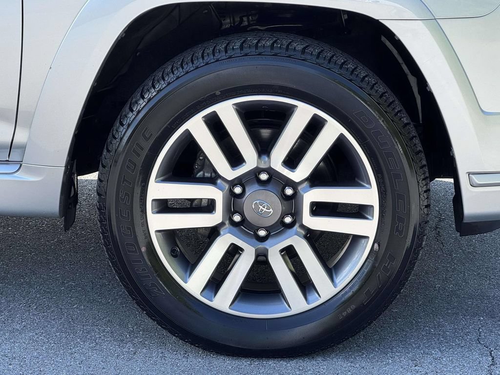 Used 2022 Toyota 4Runner TRD Sport w/ Technology Package AWD/4WD image 11
