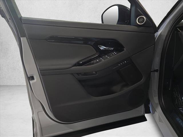 Certified 2025 Land Rover Range Rover Evoque Dynamic SE image 27