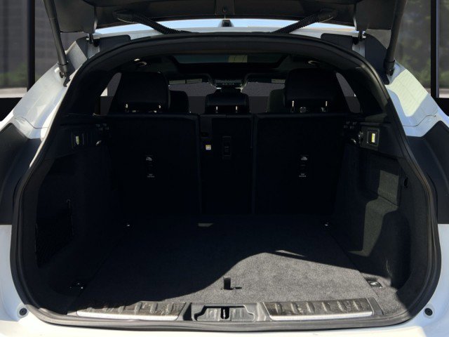 Used 2025 Jaguar F-PACE R-Dynamic S image 18