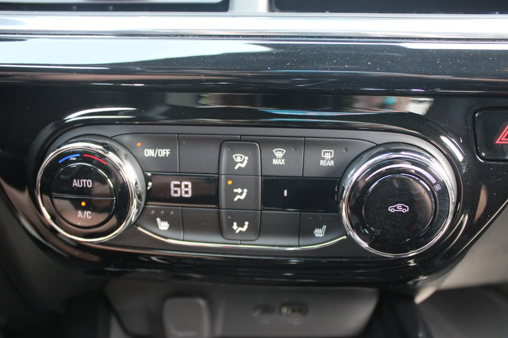 New 2026 Chevrolet Trax RS w/ Sunroof Package image 39