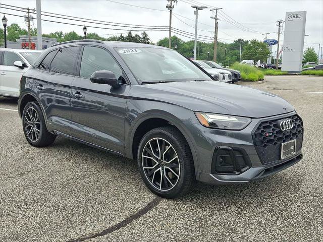 Certified 2023 Audi SQ5 Premium Plus w/ Premium Plus Package AWD/4WD image 3