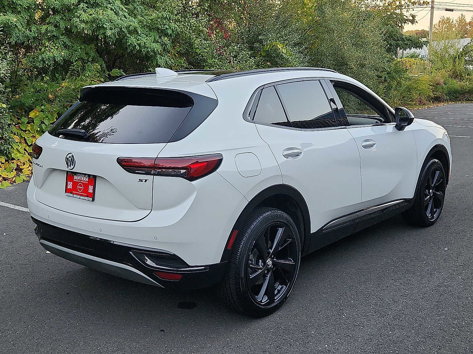 Used 2023 Buick Envision Essence w/ Sport Touring Package image 4