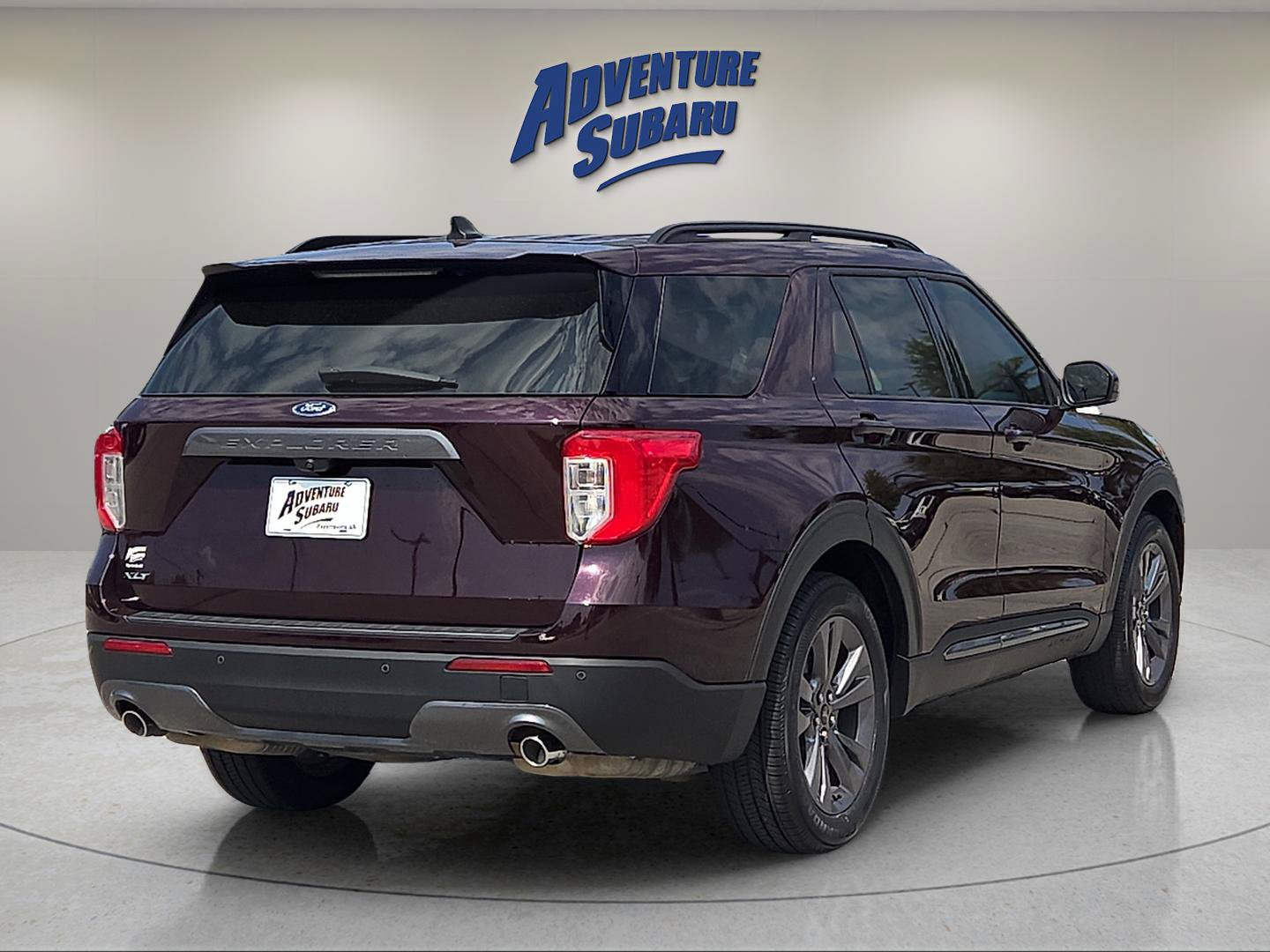 Used 2022 Ford Explorer XLT w/ Equipment Group 202A RWD image 6