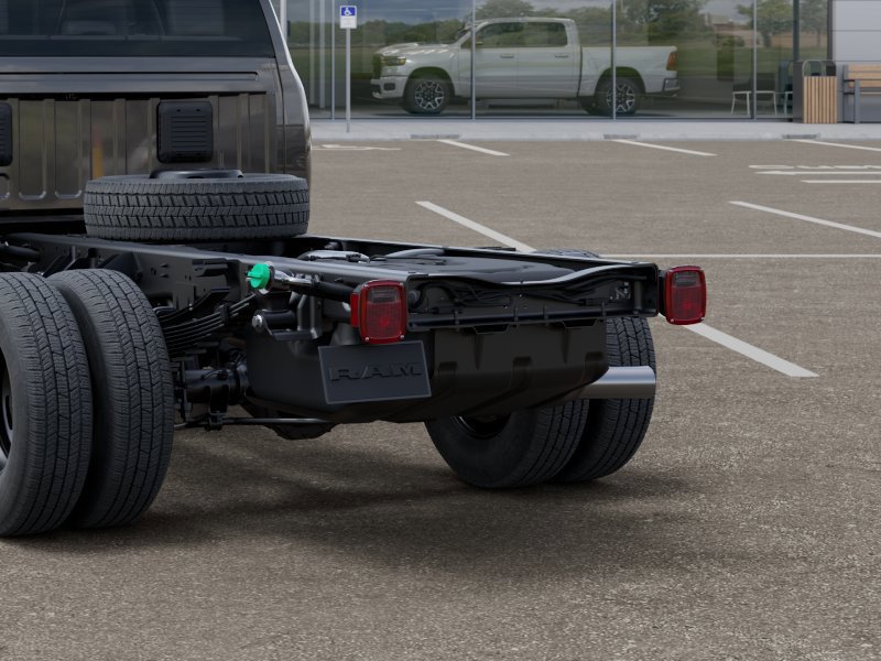 New 2026 RAM 3500 Tradesman AWD/4WD image 13