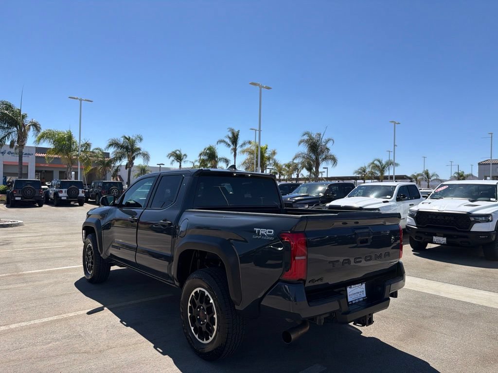 Used 2025 Toyota Tacoma TRD Off-Road AWD/4WD image 6