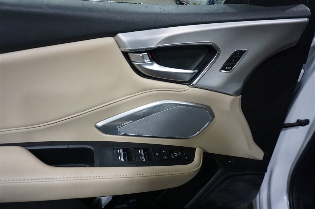 Used 2022 Acura RDX w/ Technology Package image 2