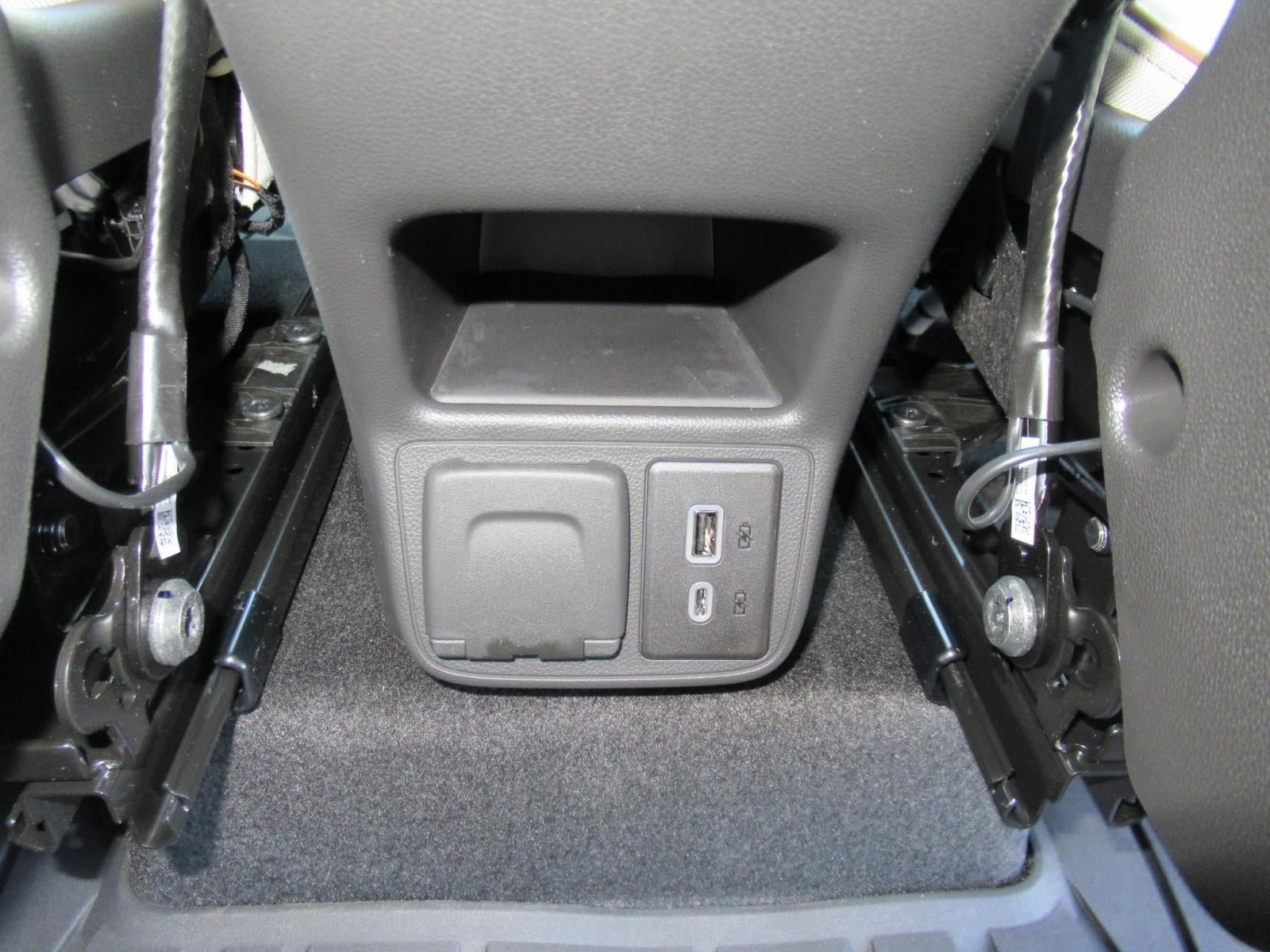 New 2026 Buick Encore GX Avenir w/ Avenir Technology Package FWD image 36