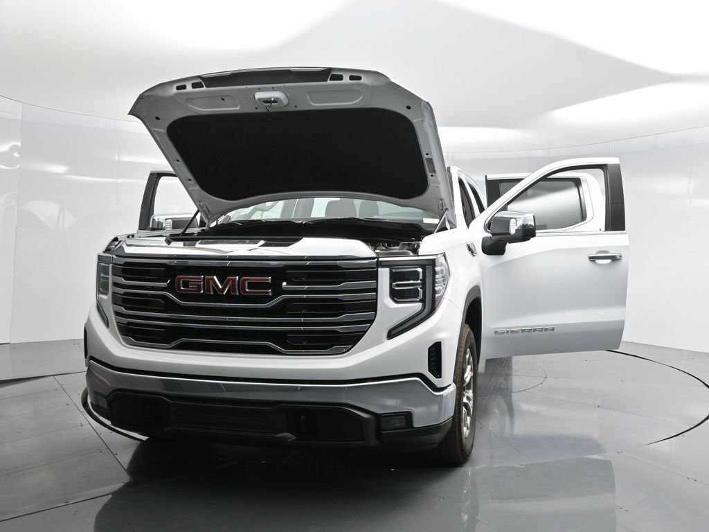 Used 2024 GMC Sierra 1500 SLT image 29