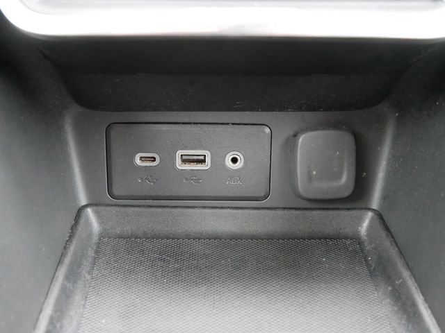 Used 2018 GMC Terrain SLE image 24