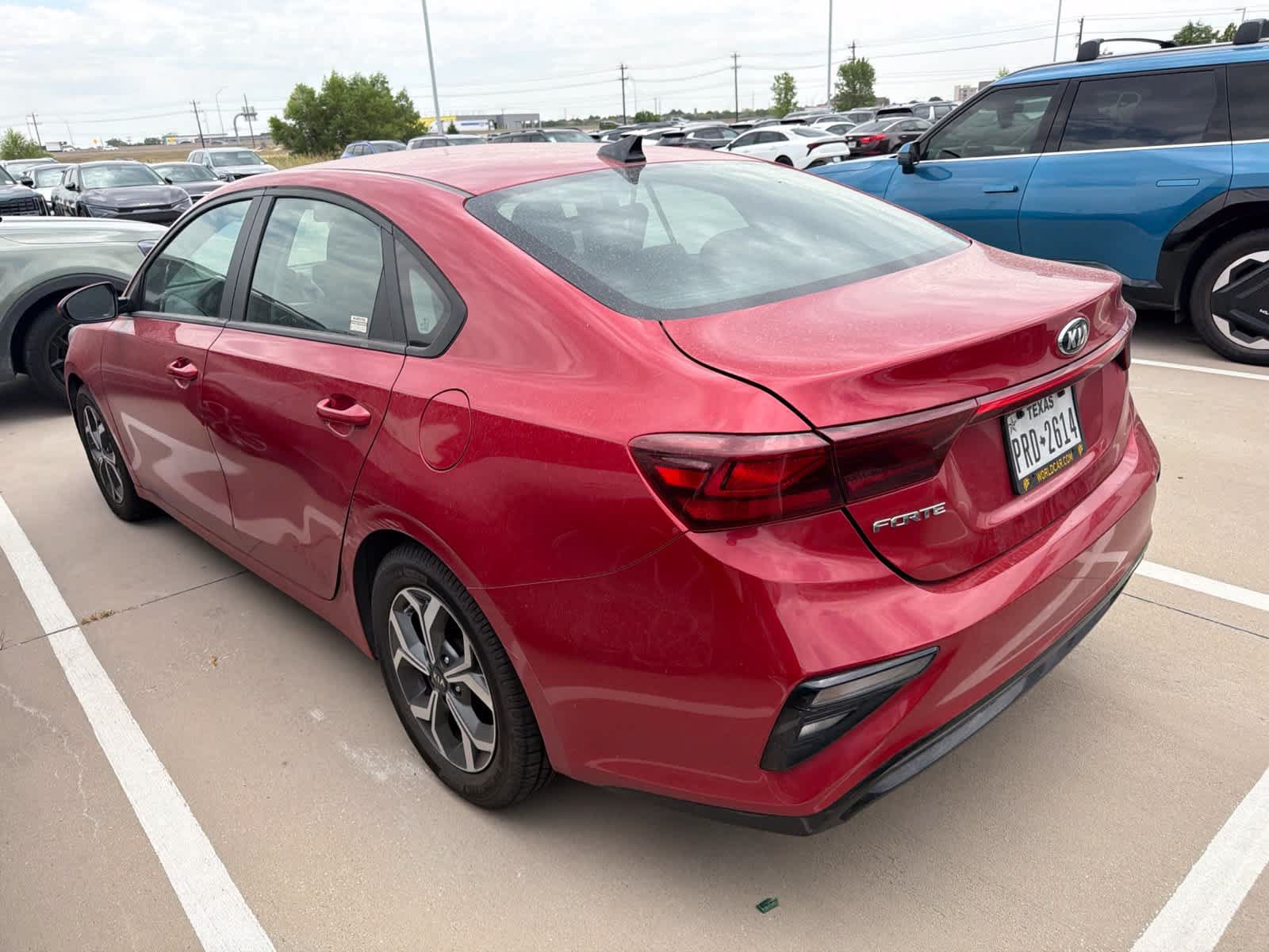 Certified 2021 Kia Forte LXS FWD image 3