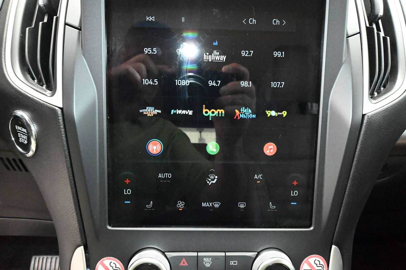 Used 2024 Ford Edge SEL AWD/4WD image 14