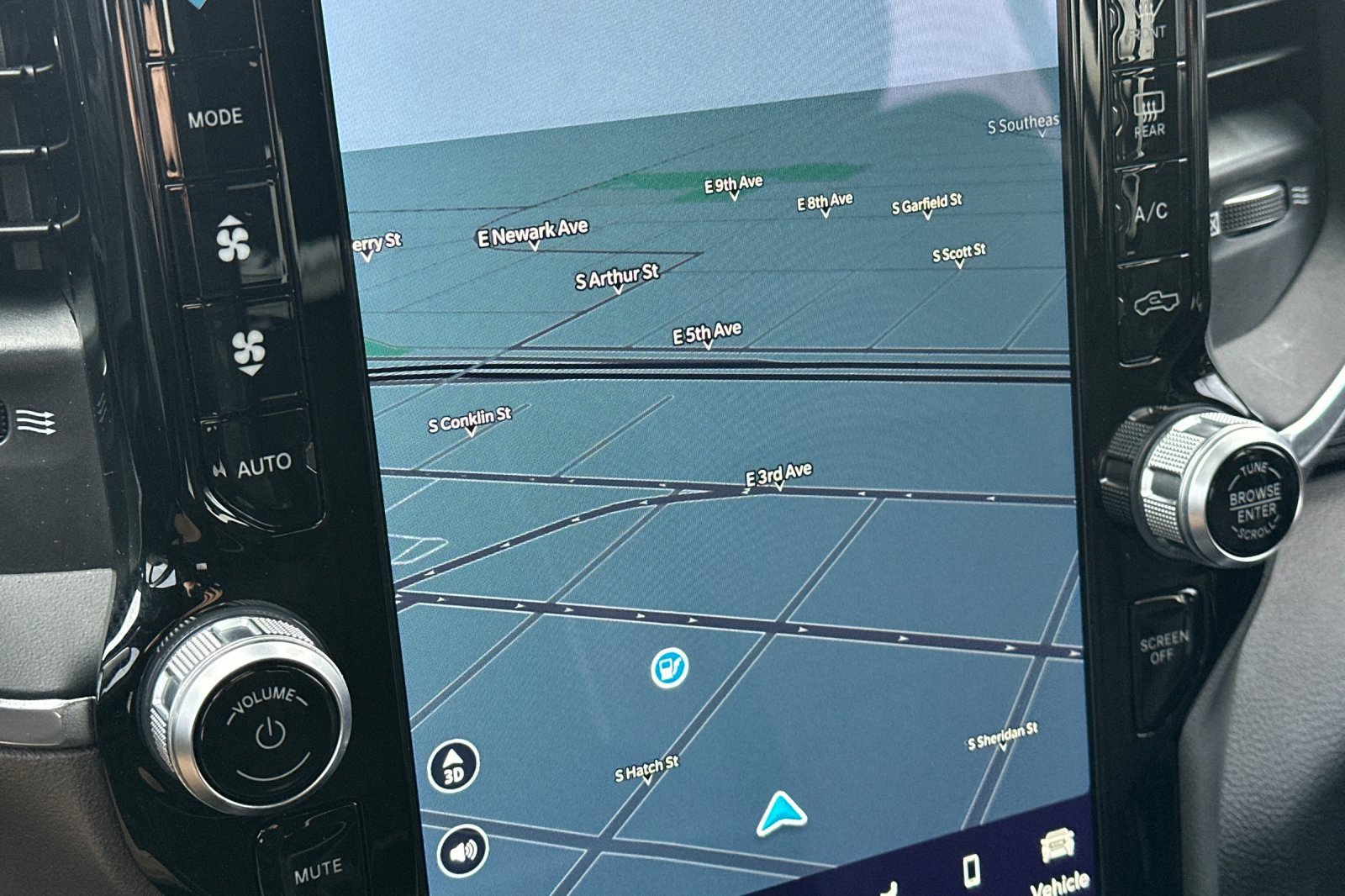 Used 2022 RAM 2500 Laramie image 43