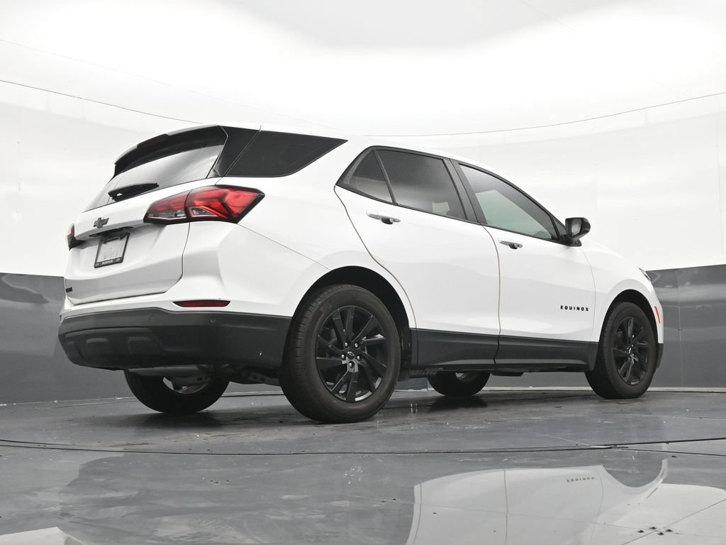 Used 2024 Chevrolet Equinox LS w/ Sport Edition FWD image 27