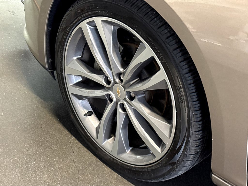 Used 2024 Chevrolet Malibu LT FWD image 23