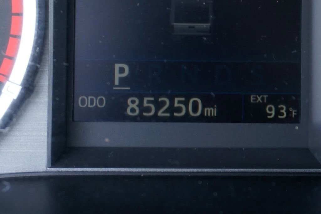 Used 2017 Toyota Tundra SR5 w/ SR5 Upgrade Package image 20