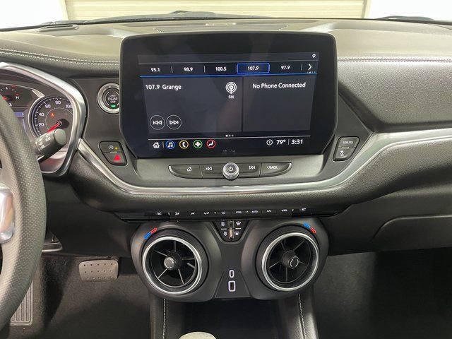 Used 2023 Chevrolet Blazer LT AWD/4WD image 16