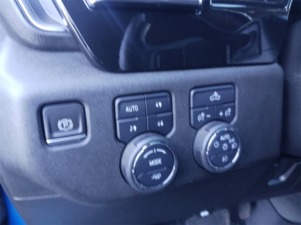 Used 2023 Chevrolet Silverado 1500 RST image 36