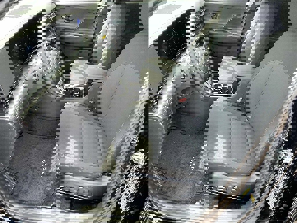 New 2025 Hyundai Kona SEL image 16