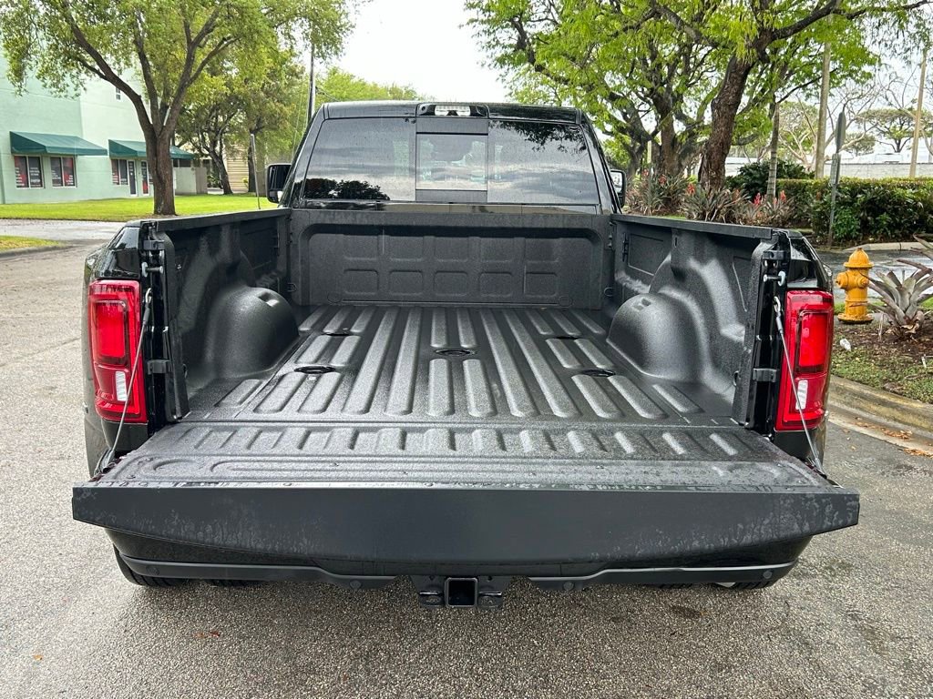 Used 2026 RAM 3500 Laramie w/ Max Tow Package image 35